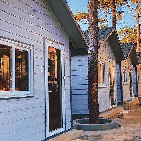 Henisi Homestay Mang Den Kon Von Kla Luaran gambar