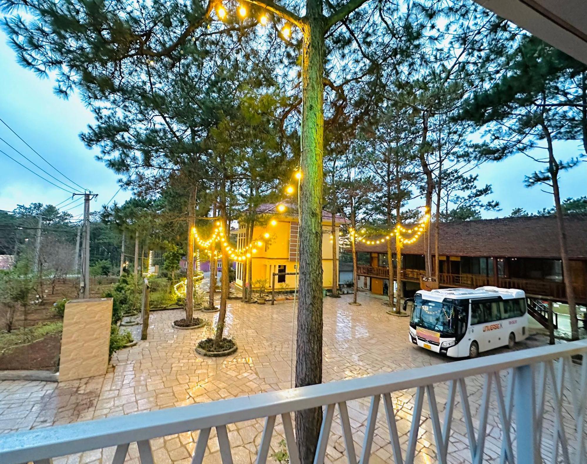 Henisi Homestay Mang Den Kon Von Kla Luaran gambar